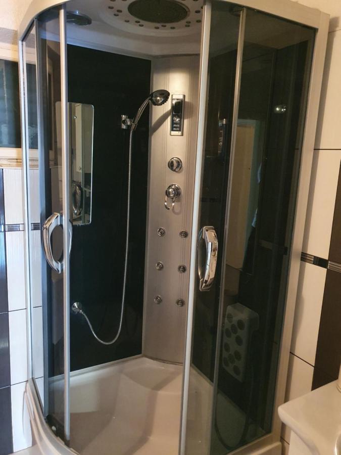 Apartman Luka Leilighet Sinj Eksteriør bilde